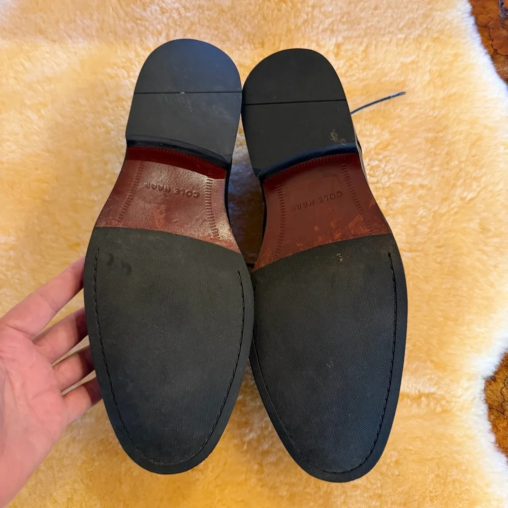 Cole Haan Black Leather Oxfords - size 10 - like new